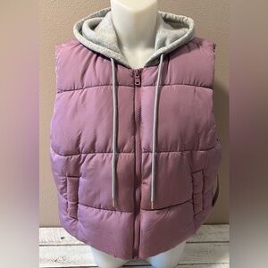 Madden Girl Puffer Vest with Sweatshirt Hood - NWT